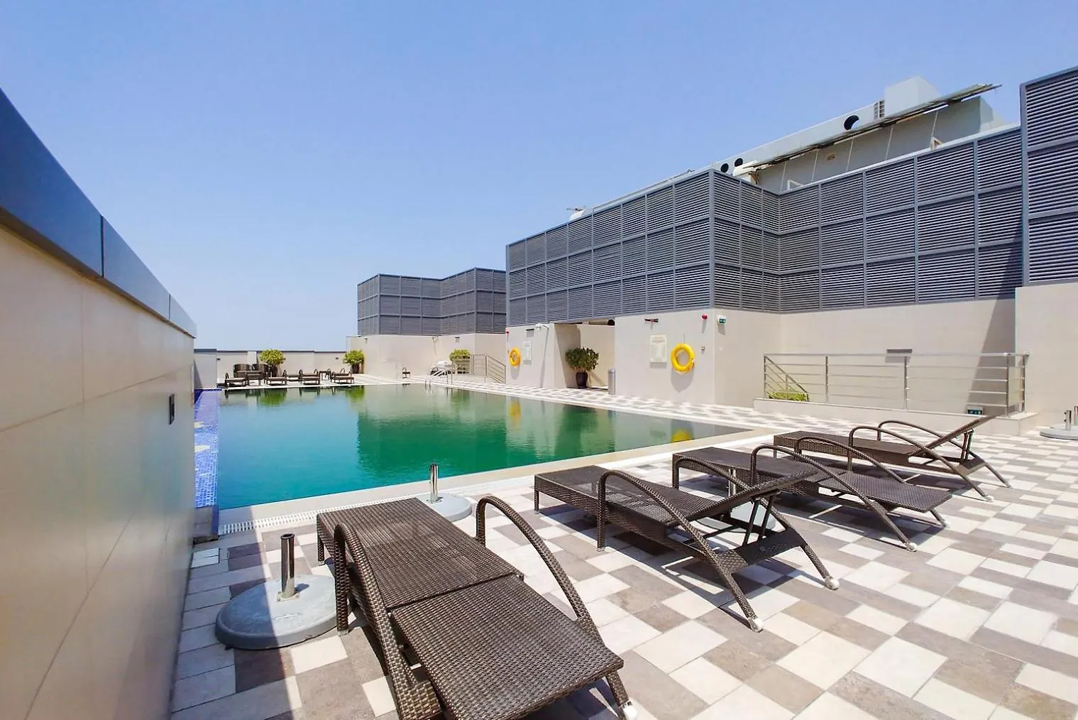 Blueground Sheikh Zayed Rd Pool Gym Dxb-187 Apartment Dubai