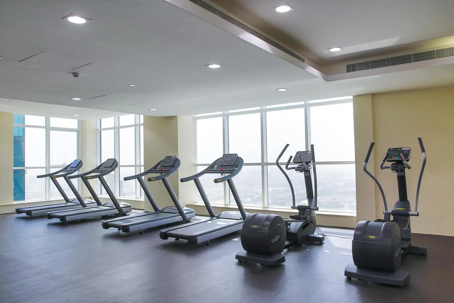 Blueground Sheikh Zayed Rd Pool Gym Dxb-187 Apartment Dubai