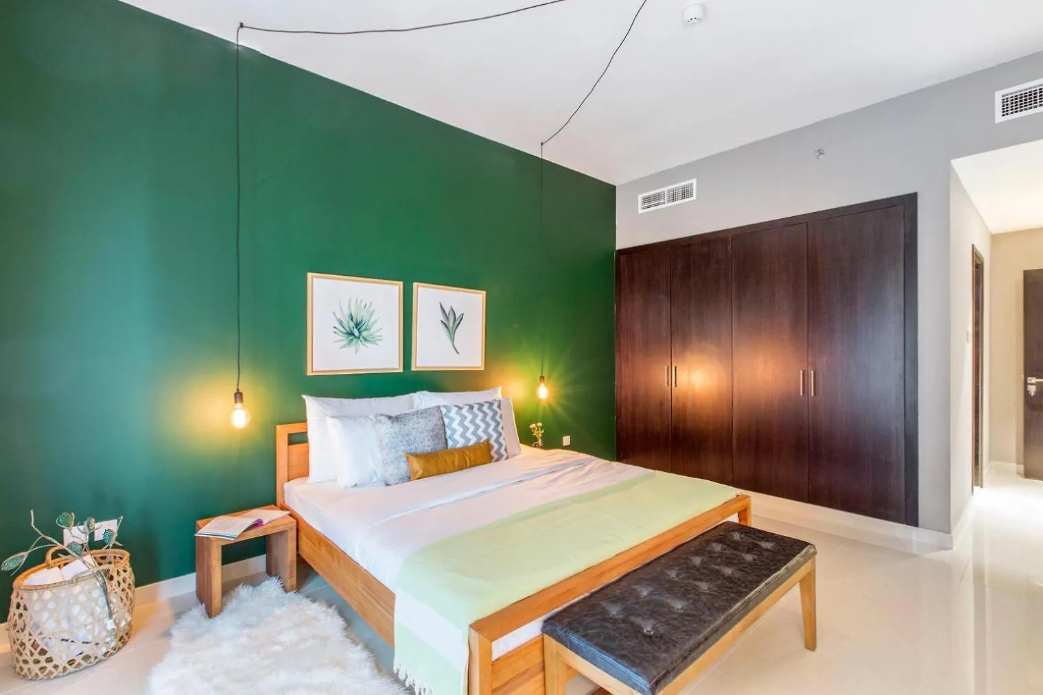 Blueground Sheikh Zayed Rd Pool Gym Dxb-187 Apartment Dubai United Arab Emirates